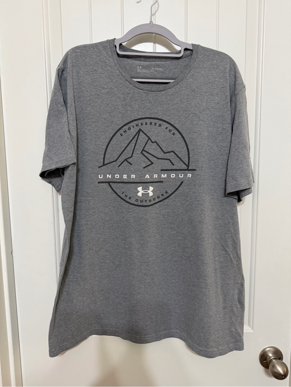 Under Armour Men’s “Engineered for the Outdoors” Mountain Graphic T-Shirt